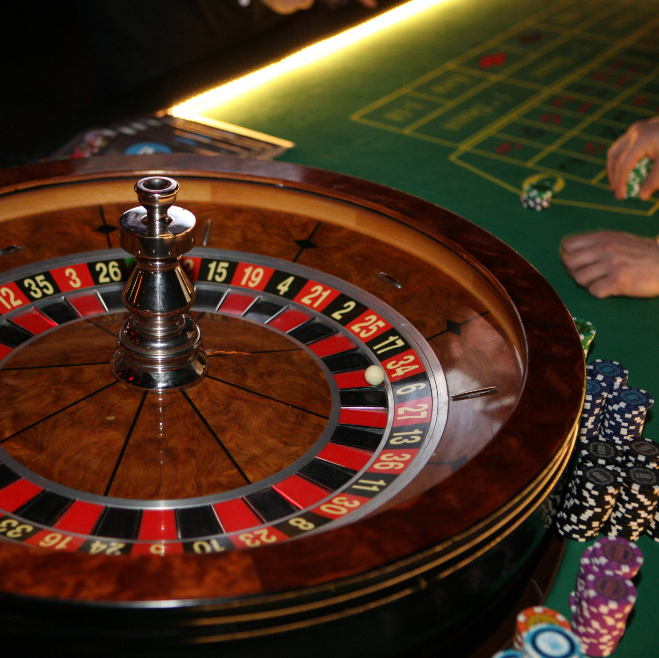 Приложение рулетка игра на деньги игры на андроид покер не онлайн на